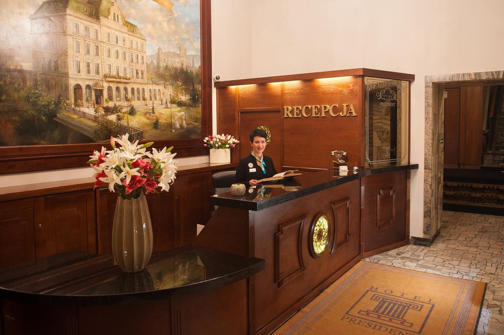 Hotel President Белско-Бяла Екстериор снимка